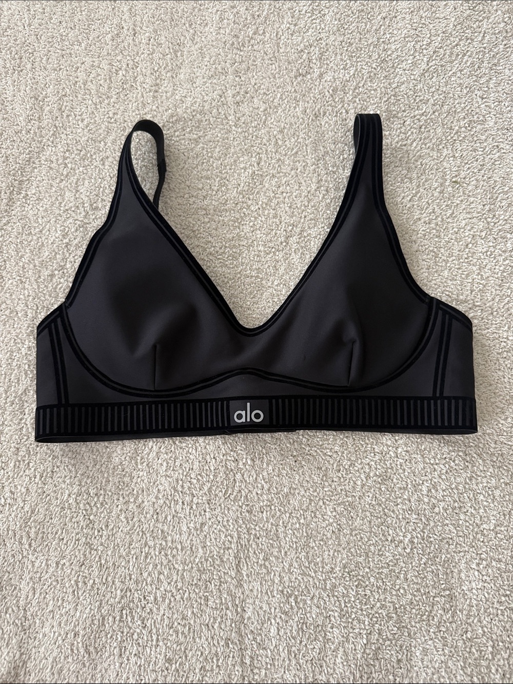 ALO Yoga Black V-Neck Support Bralette